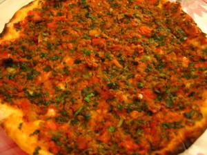 Lahmacun, la pizza turque