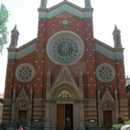 Eglise Saint-Antoine de Padoue (Sent Antuan Katolik Kilisesi) Eglise Saint-Antoine de Padoue (Sent Antuan Katolik Kilisesi)