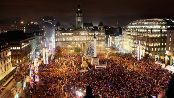 La place Saint-georges de Glasgow à Noël